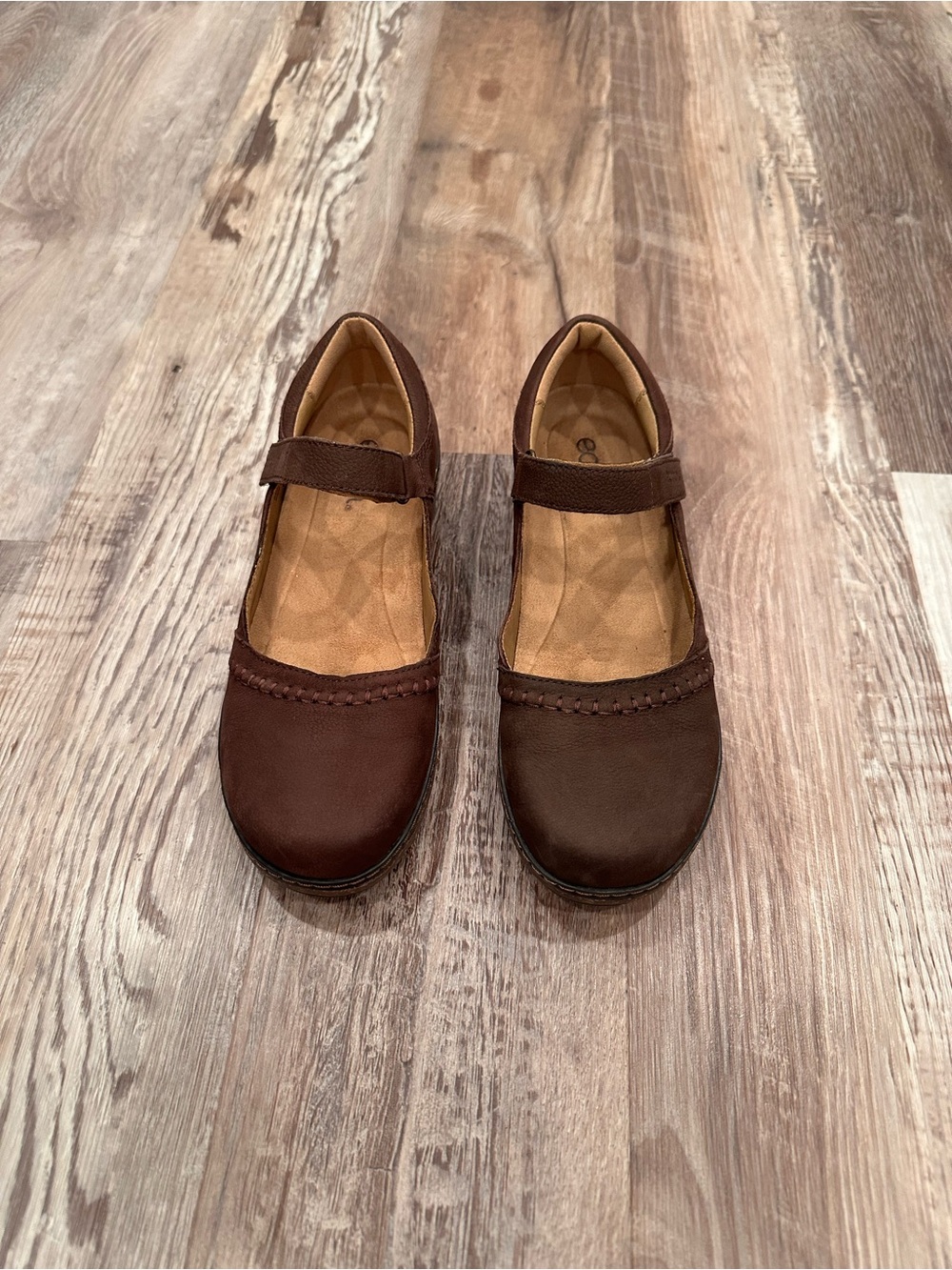 Earth Kalece Brown Mary Jane Adjustable Strap Shoes Like New Sz 7 comfort - Picture 3 of 9
